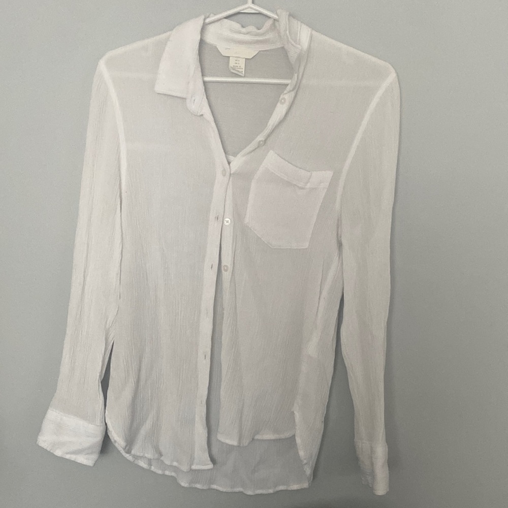H&M white button top